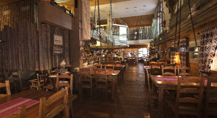 Hotel Carmen Roses Dış mekan fotoğraf